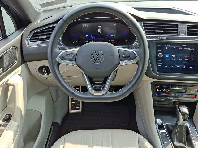 2023 Volkswagen Tiguan SE R-Line Black