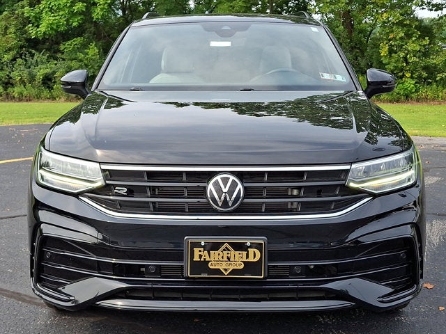 2023 Volkswagen Tiguan SE R-Line Black