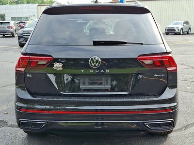 2023 Volkswagen Tiguan SE R-Line Black