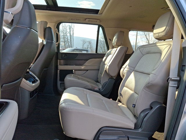 2022 Lincoln Navigator L Reserve