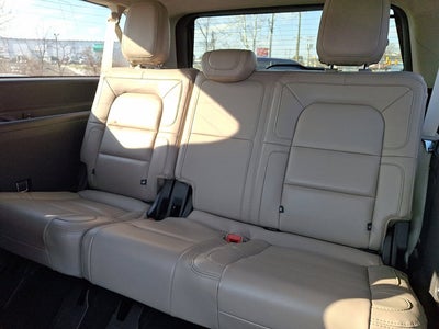 2022 Lincoln Navigator L Reserve