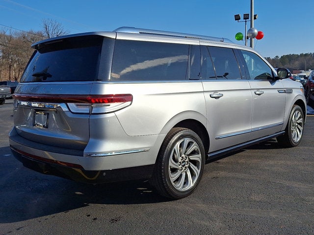 2022 Lincoln Navigator L Reserve